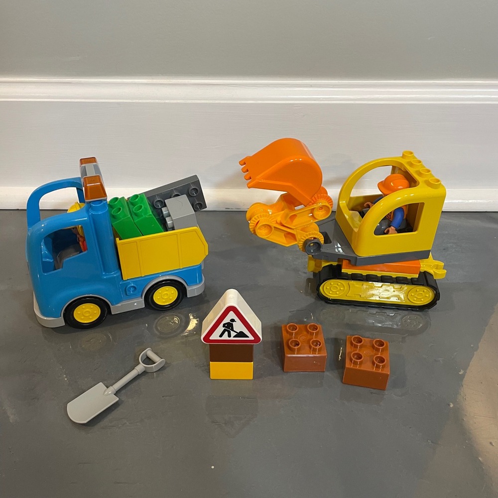 LEGO Duplo Town Construction Truck Tracked Excavator Set 10812 Building Complete